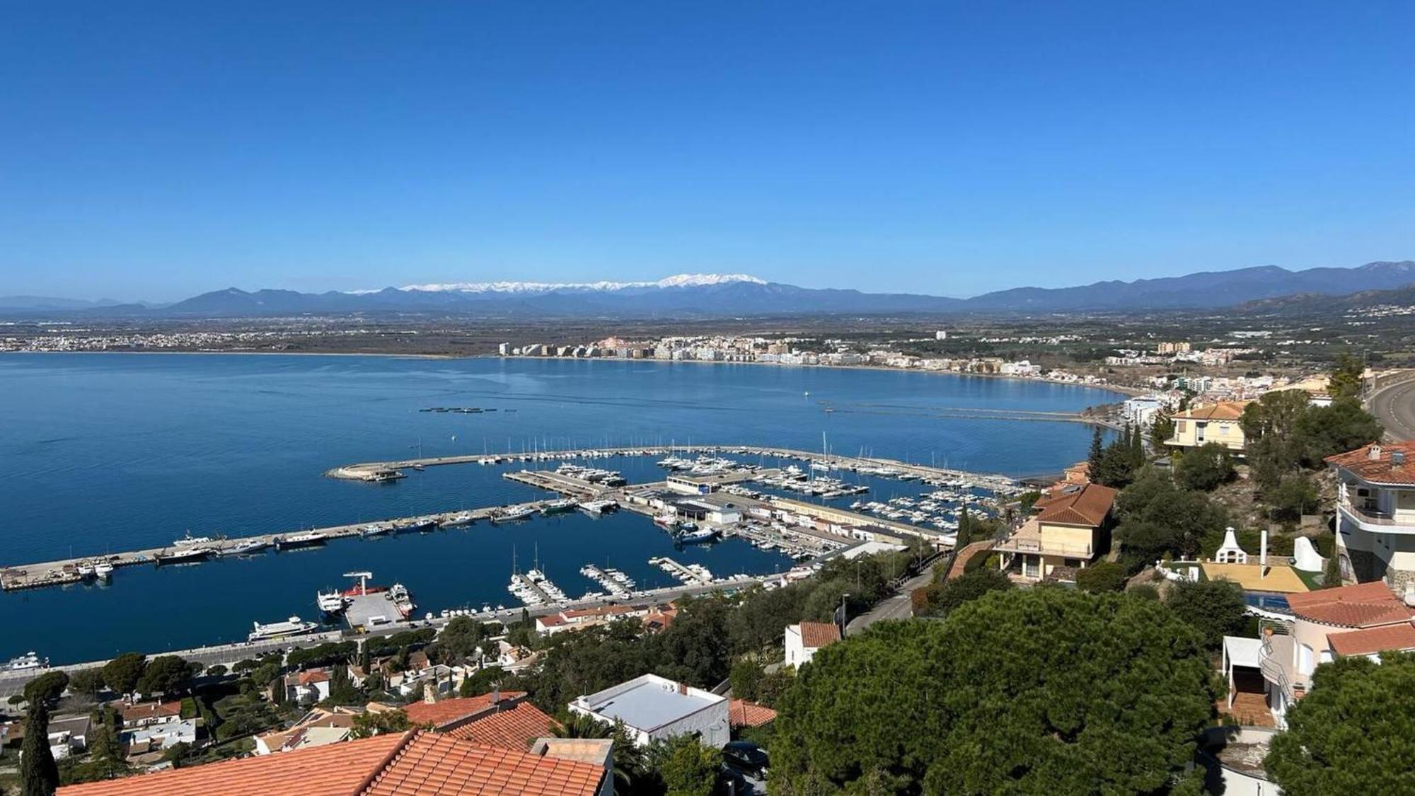 דירות רוזס Precioso Piso Con Vistas Espectaculares Del Mar Av-50 מראה חיצוני תמונה
