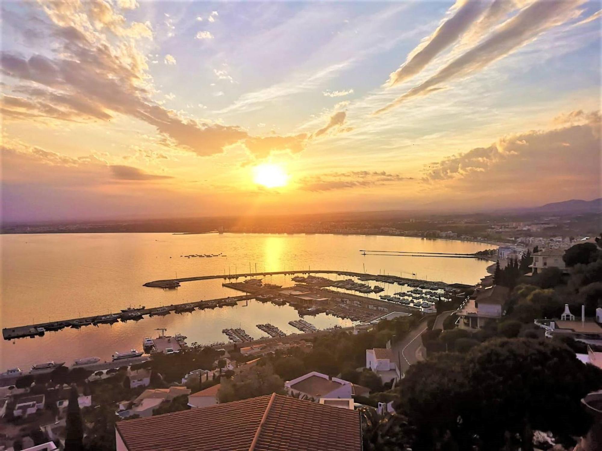 דירות רוזס Precioso Piso Con Vistas Espectaculares Del Mar Av-50 מראה חיצוני תמונה